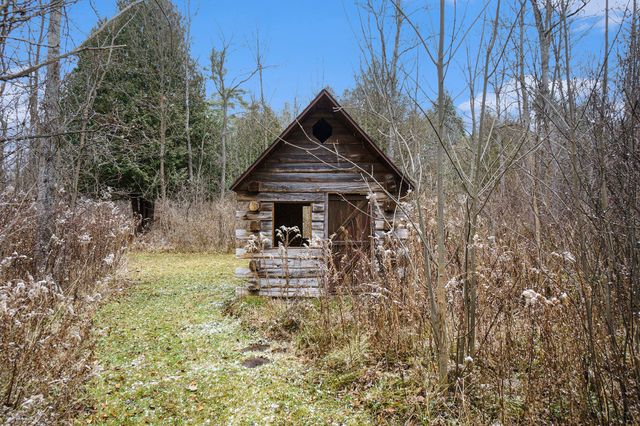 4409 W 1 Mile Road, White Cloud, MI 49349