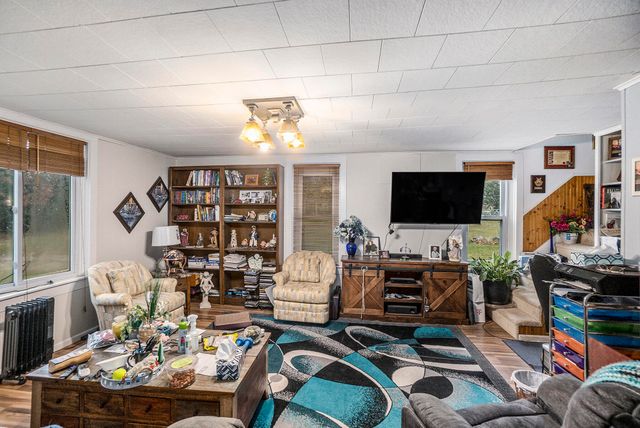 4409 W 1 Mile Road, White Cloud, MI 49349