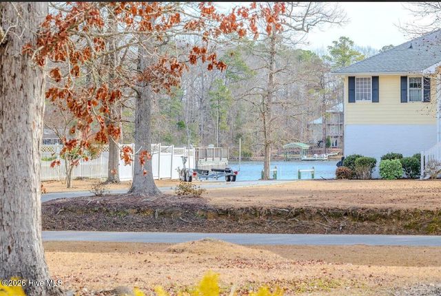 801 Sawmill Landing Road, Bath, NC 27808