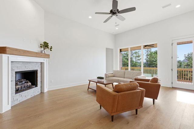 173 Ridgeview Trail, Maumelle, AR 72113