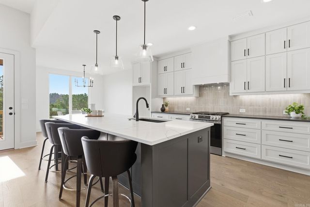 173 Ridgeview Trail, Maumelle, AR 72113