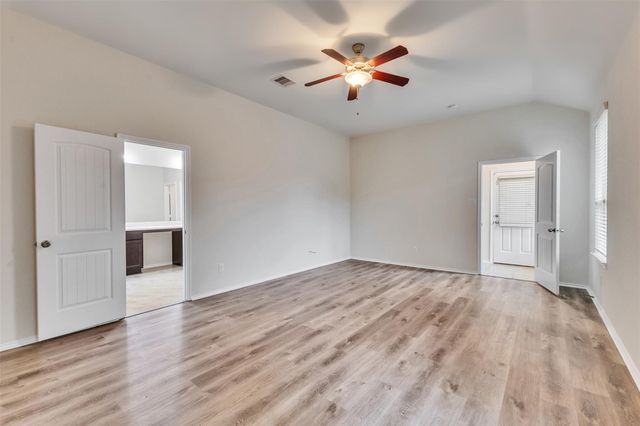 14011 Wolftrap Lane, Conroe, TX 77384