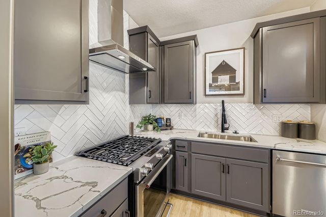 15280 W 68th Place, Arvada, CO 80007