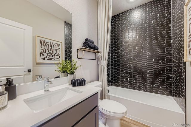 15280 W 68th Place, Arvada, CO 80007