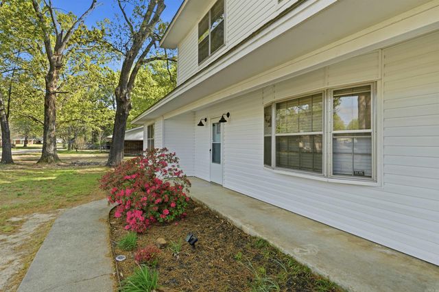 710 Clara Drive, Conway, AR 72034