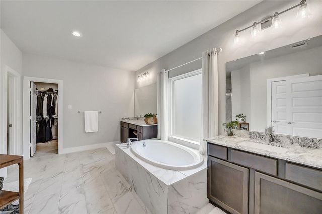 409 Piney Rocks Lane, Waller, TX 77484