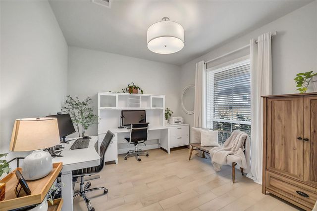 409 Piney Rocks Lane, Waller, TX 77484