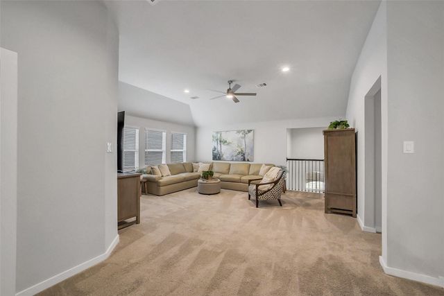 409 Piney Rocks Lane, Waller, TX 77484