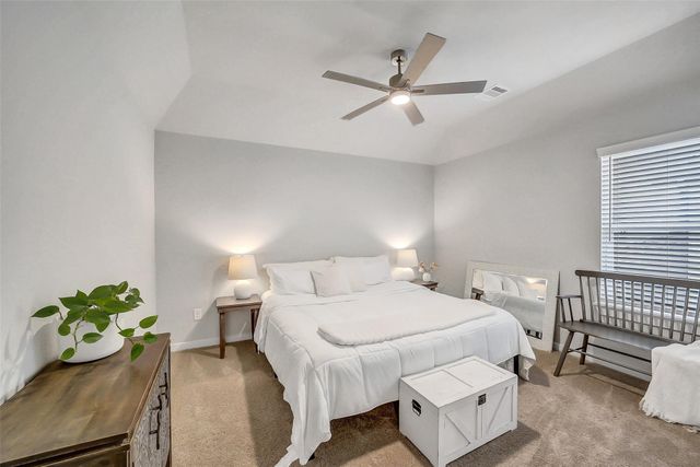 409 Piney Rocks Lane, Waller, TX 77484