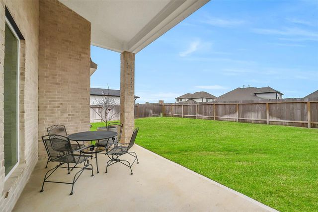 409 Piney Rocks Lane, Waller, TX 77484