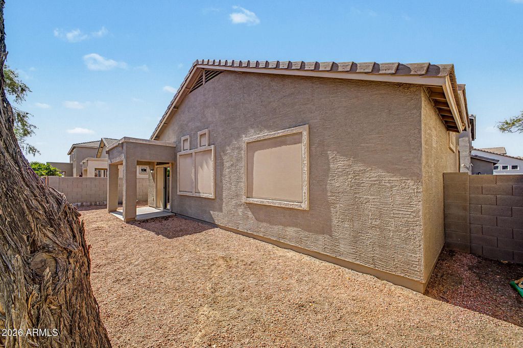 Image 32 of property listing at 14291 W CORA Lane, Goodyear, AZ 85395