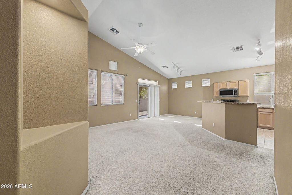 Image 6 of property listing at 14291 W CORA Lane, Goodyear, AZ 85395