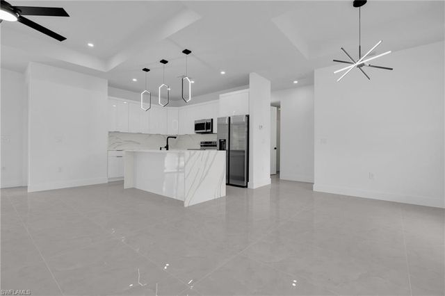 2522 56th ST W, Lehigh Acres, FL 33971