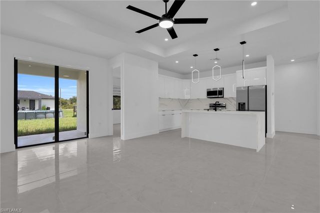 2522 56th ST W, Lehigh Acres, FL 33971