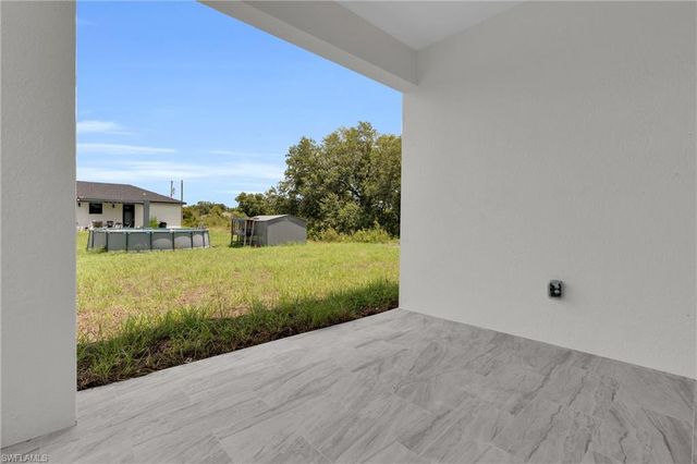 2522 56th ST W, Lehigh Acres, FL 33971