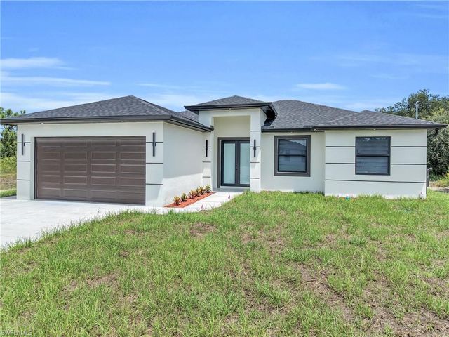 2522 56th ST W, Lehigh Acres, FL 33971