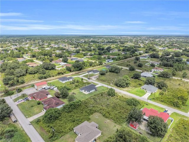 2522 56th ST W, Lehigh Acres, FL 33971
