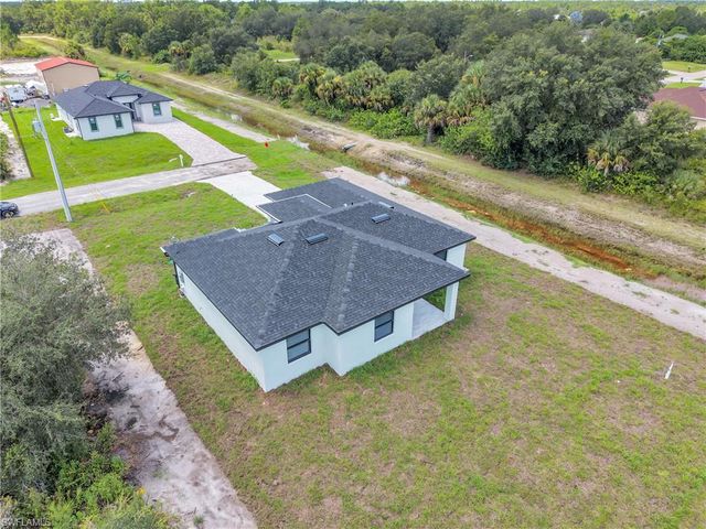 2522 56th ST W, Lehigh Acres, FL 33971
