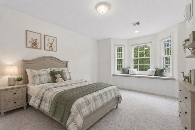 43 Northern Spy Rd, Franklin, MA 02038