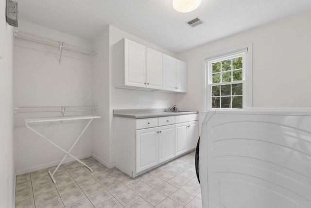 43 Northern Spy Rd, Franklin, MA 02038