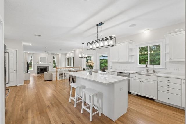 43 Northern Spy Rd, Franklin, MA 02038