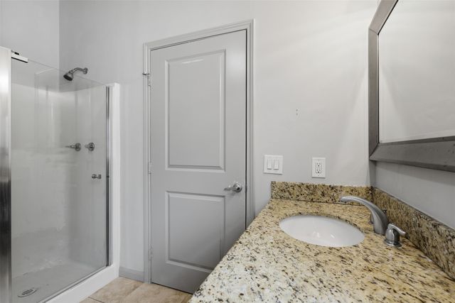 907 Quail Run, Cleburne, TX 76031