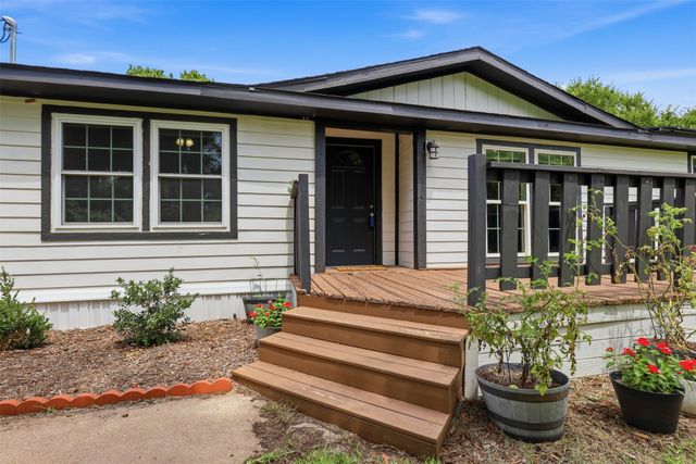 907 Quail Run, Cleburne, TX 76031
