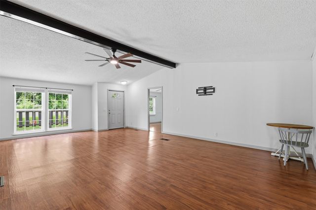 907 Quail Run, Cleburne, TX 76031