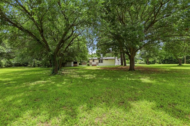 907 Quail Run, Cleburne, TX 76031