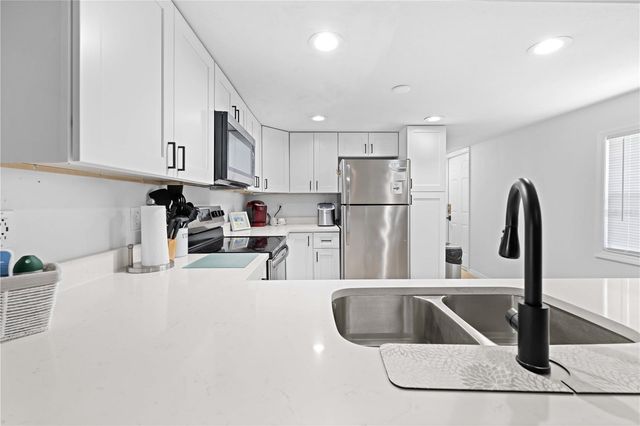 7281 ABERDEEN COURT, Weeki Wachee, FL 34607