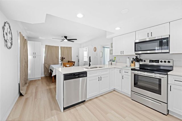 7281 ABERDEEN COURT, Weeki Wachee, FL 34607
