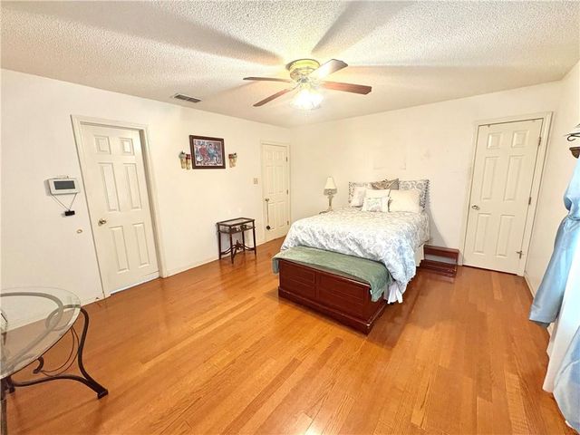 6233 Summer Place N Drive, Mobile, AL 36618