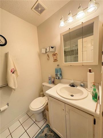 6233 Summer Place N Drive, Mobile, AL 36618