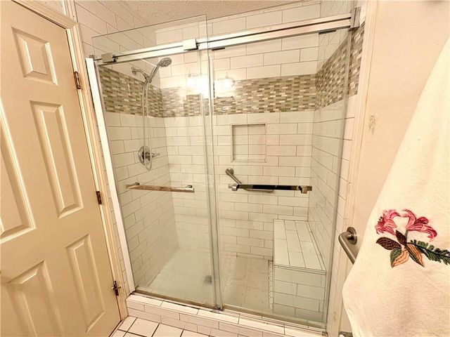 6233 Summer Place N Drive, Mobile, AL 36618