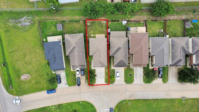 9219 Dewberry Blossom Lane, Houston, TX 77064