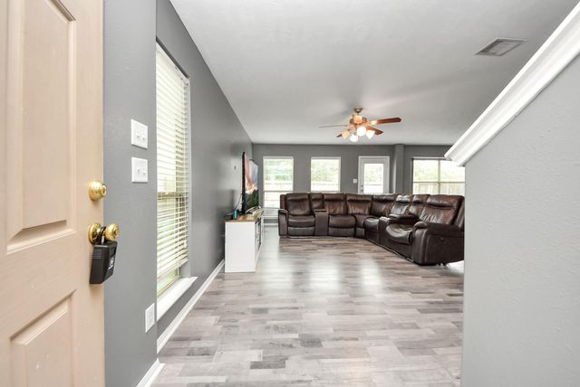 9219 Dewberry Blossom Lane, Houston, TX 77064