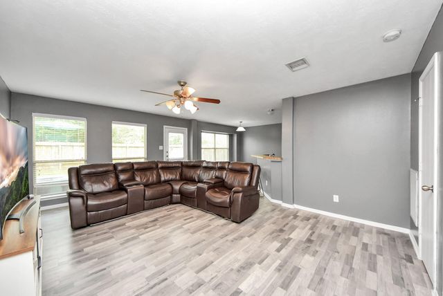 9219 Dewberry Blossom Lane, Houston, TX 77064