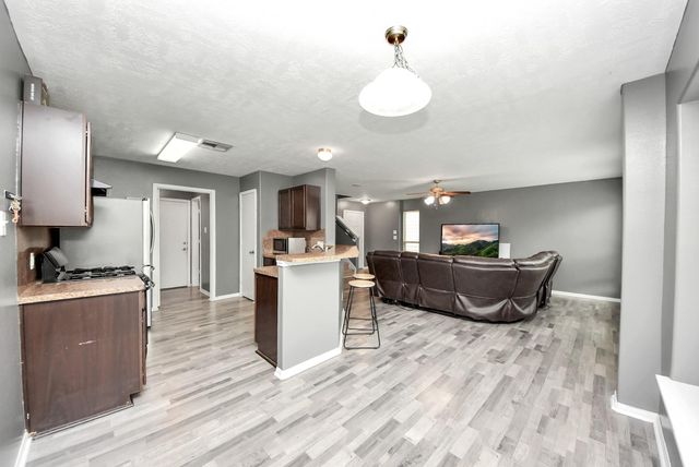 9219 Dewberry Blossom Lane, Houston, TX 77064