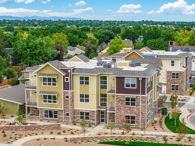 310 S Cherrywood Dr 201, Lafayette, CO 80026