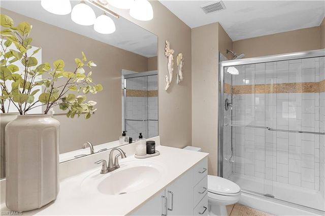 5470 16th PL SW 101, Naples, FL 34116