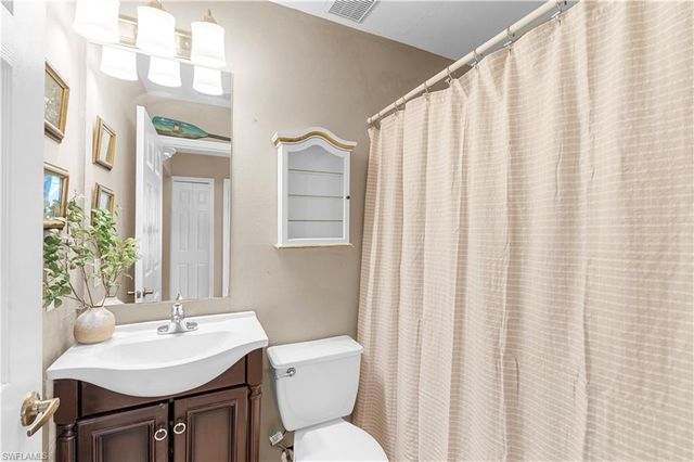5470 16th PL SW 101, Naples, FL 34116