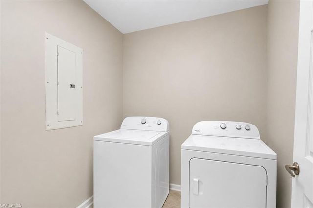 5470 16th PL SW 101, Naples, FL 34116