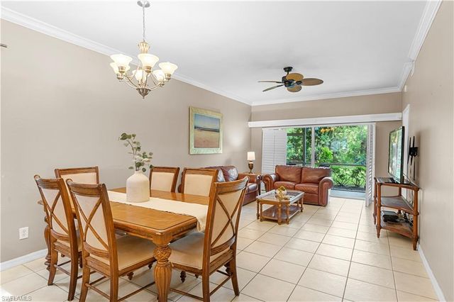 5470 16th PL SW 101, Naples, FL 34116