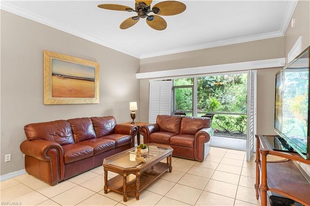 5470 16th PL SW 101, Naples, FL 34116
