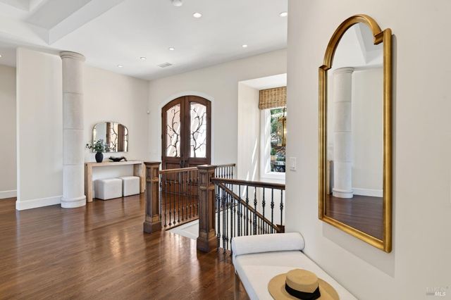 418 Saint Andrews Dr, Napa, CA 94558