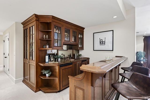 418 Saint Andrews Dr, Napa, CA 94558