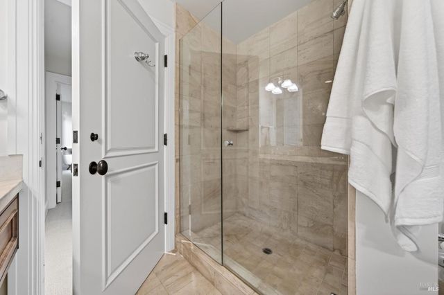 418 Saint Andrews Dr, Napa, CA 94558