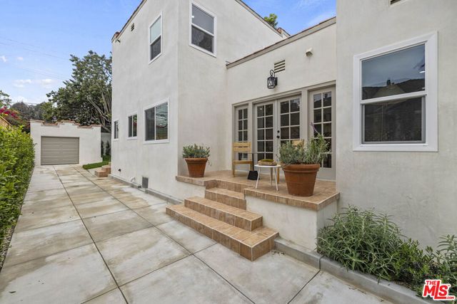 1337 N Orange Grove Avenue, West Hollywood, CA 90046