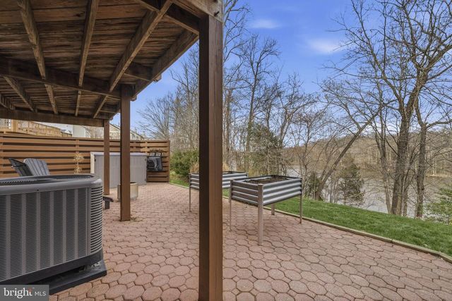 11751 CHERBORG PL, Woodbridge, VA 22192