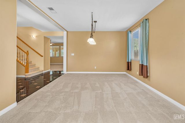 12704 Shallow Water Court, Bakersfield, CA 93312